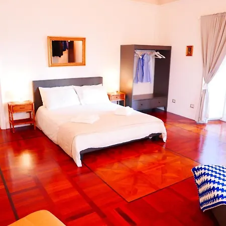 Centrerome Cosy Navona 2 *